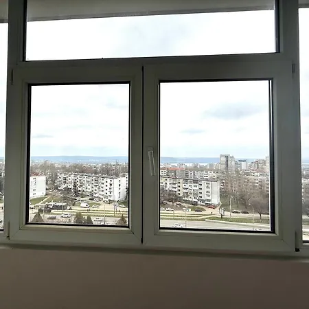 Rozen 公寓 瓦爾納